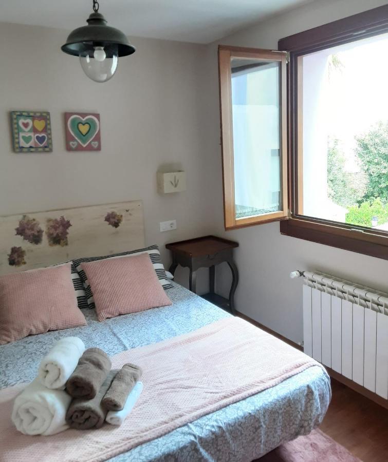 Apartamento Cine Colon 2 Рибадео Екстериор снимка